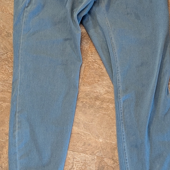 Denim Leggings - Picture 5 of 6